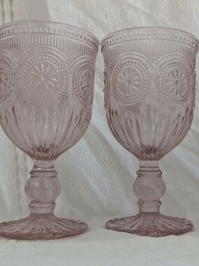 Pioneer Woman - Goblet Pair in Rosé